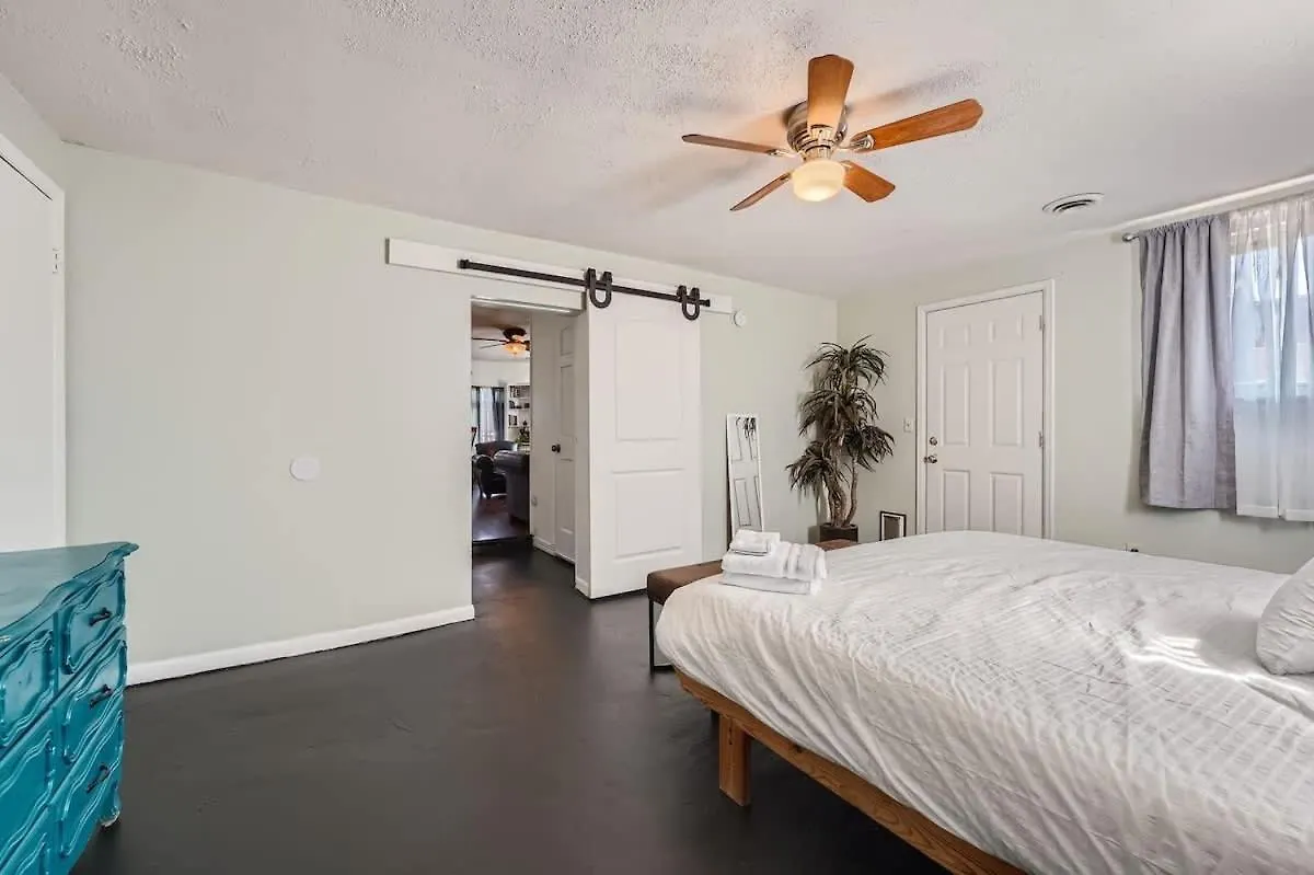 Pet-Friendly 3Br Home In Park Hill Extended Family Stay Denver