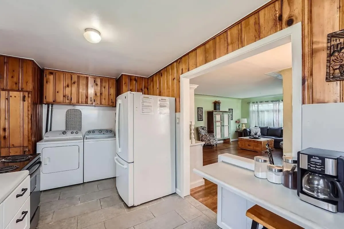 Holiday home Pet-Friendly 3Br Home In Park Hill Extended Family Stay Denver