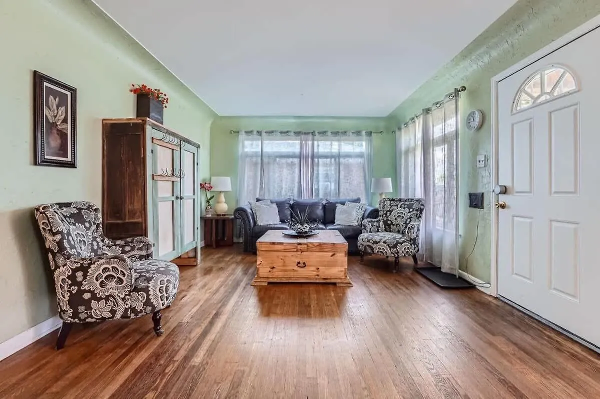 Holiday home Pet-Friendly 3Br Home In Park Hill Extended Family Stay Denver United States